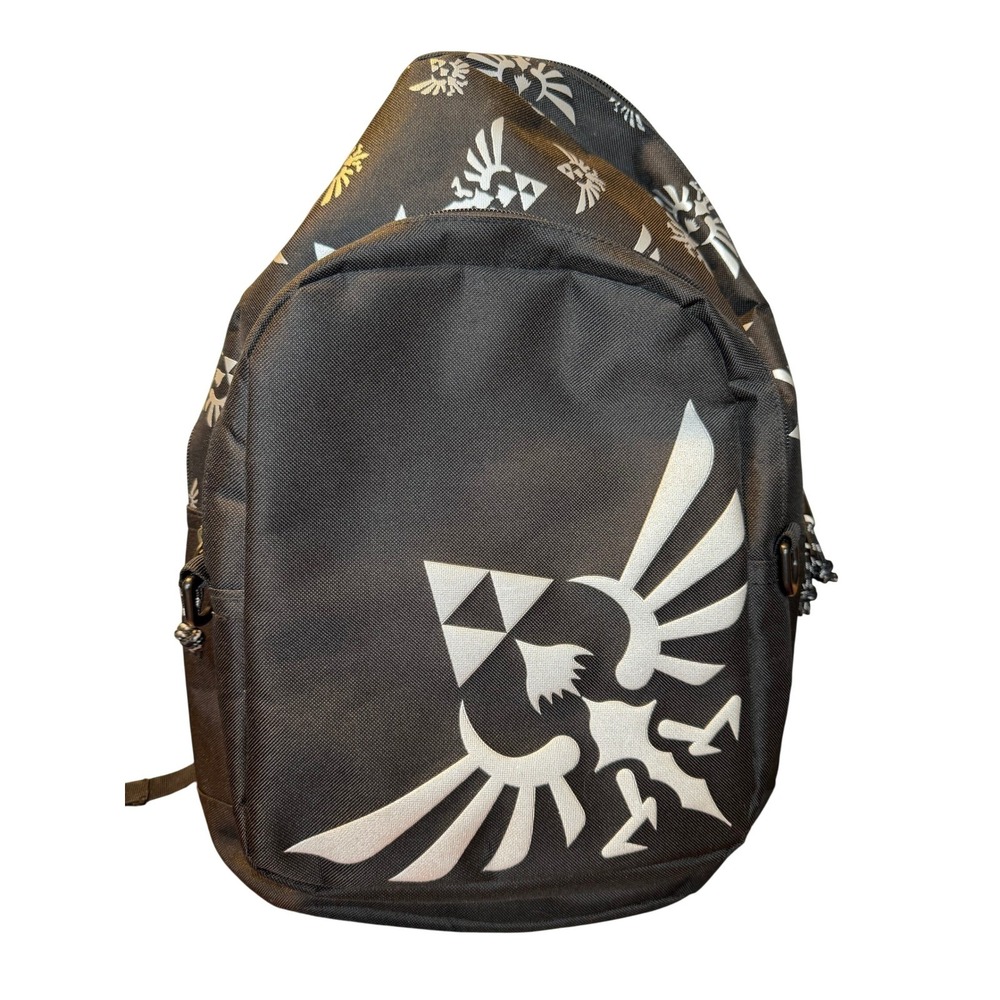 NEW 2014 Nintendo Zelda Hylian Crest Convertible Backpack Detachable Crossbody